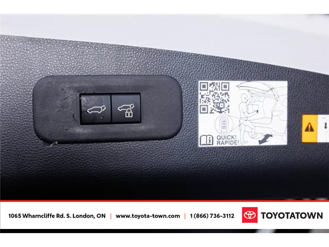 2026 Toyota Crown Signia Limited (Stk: L0243) in London - Image 9 of 34