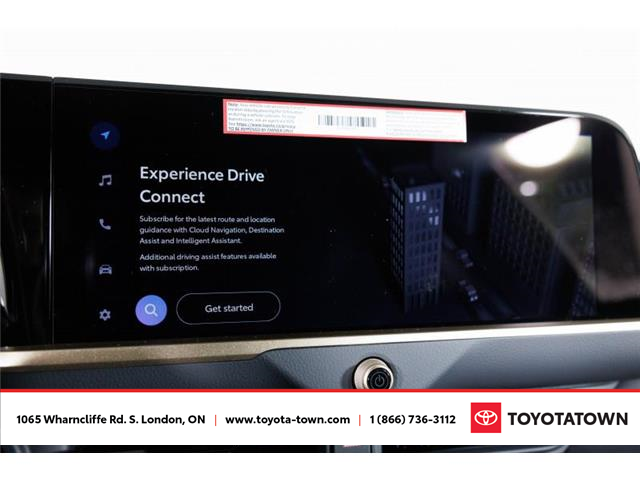 2026 Toyota Crown Signia Limited (Stk: L0243) in London - Image 27 of 34