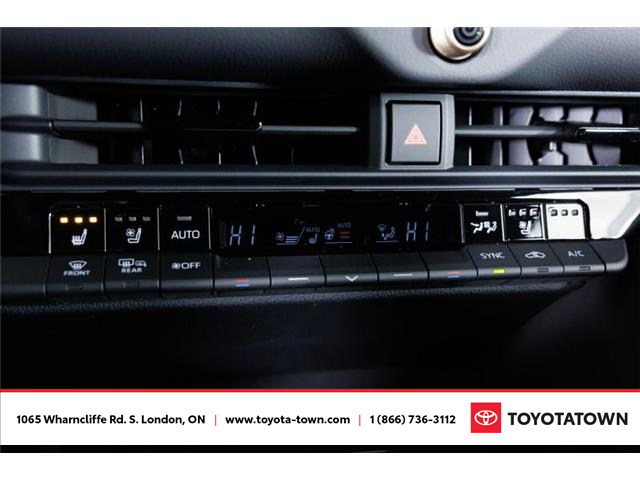 2026 Toyota Crown Signia Limited (Stk: L0243) in London - Image 29 of 34