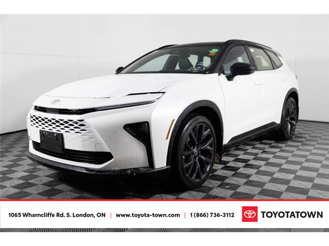 2026 Toyota Crown Signia Limited (Stk: L0239) in London - Image 1 of 34