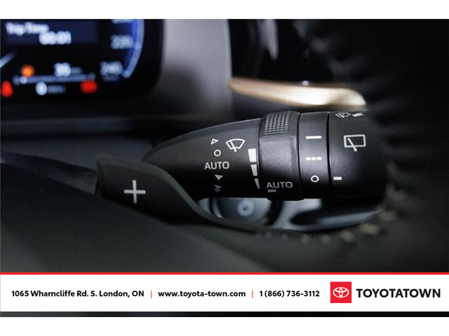 2026 Toyota Crown Signia Limited (Stk: L0239) in London - Image 22 of 34