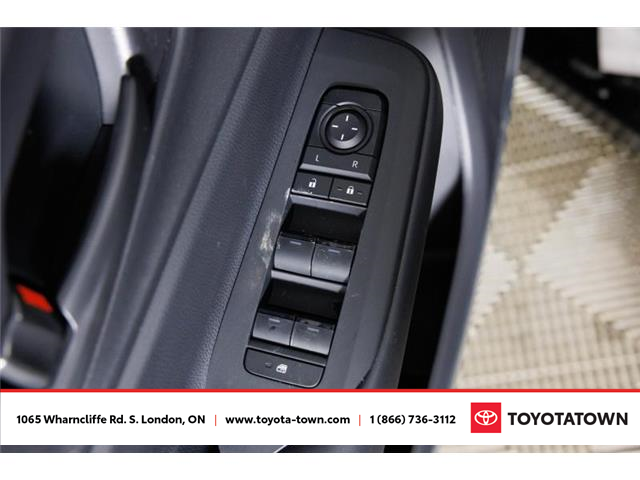 2026 Toyota Prius Plug-In Hybrid SE (Stk: L0258) in London - Image 12 of 28