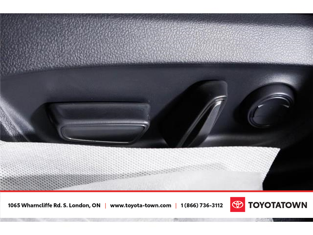 2026 Toyota Prius Plug-In Hybrid XSE Premium (Stk: L0261) in London - Image 15 of 34