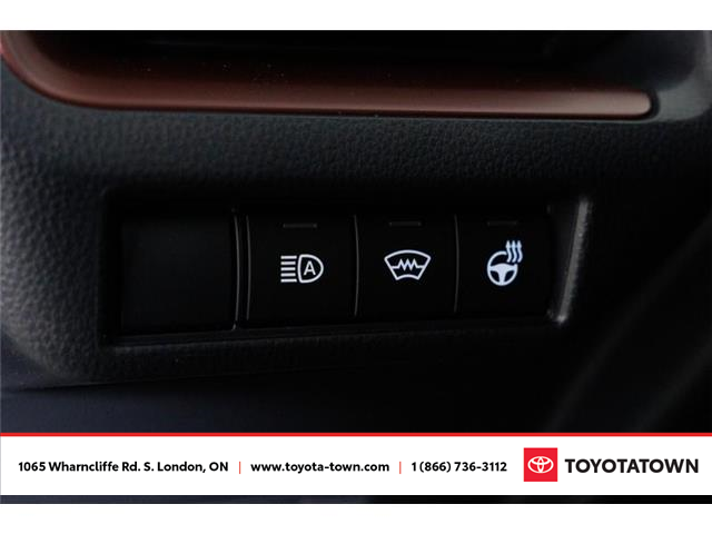 2026 Toyota Prius Plug-In Hybrid XSE Premium (Stk: L0261) in London - Image 16 of 34