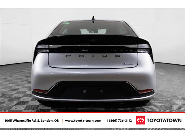 2026 Toyota Prius Plug-In Hybrid SE (Stk: L0260) in London - Image 5 of 28