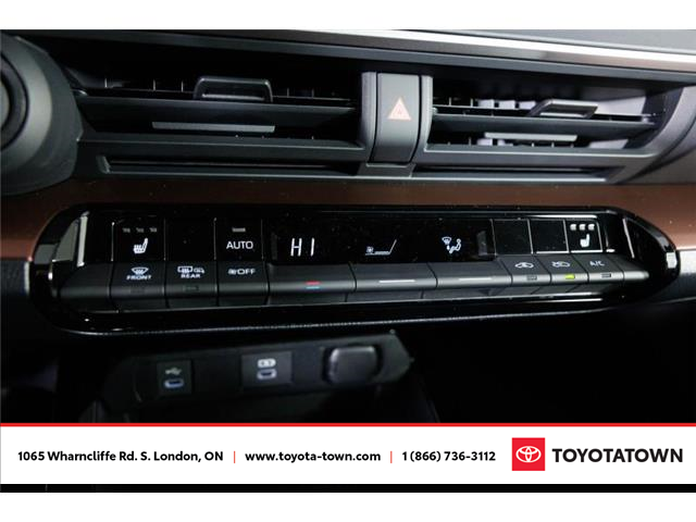 2026 Toyota Prius Plug-In Hybrid SE (Stk: L0260) in London - Image 25 of 28