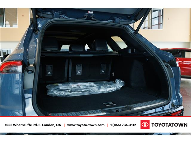 2026 Toyota Crown Signia Limited (Stk: L0248) in London - Image 8 of 31