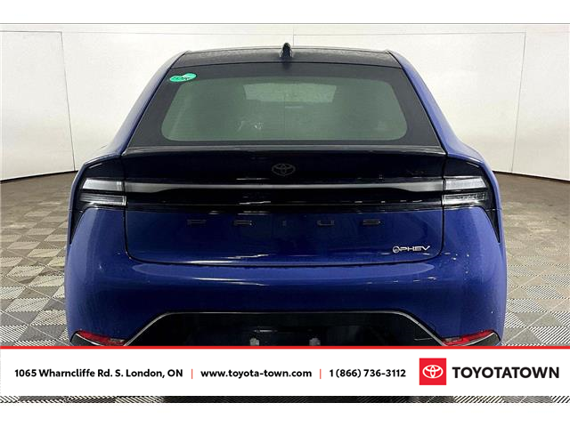 2026 Toyota Prius Plug-In Hybrid XSE (Stk: L0271) in London - Image 4 of 15