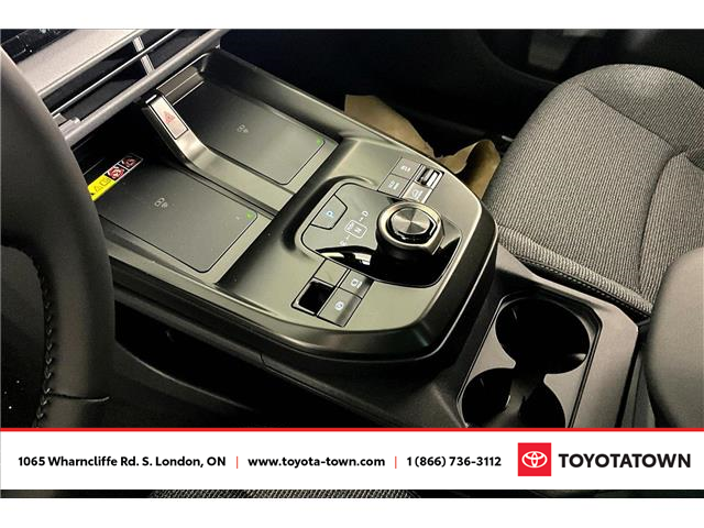 2026 Toyota bZ XLE (Stk: L0286) in London - Image 8 of 15