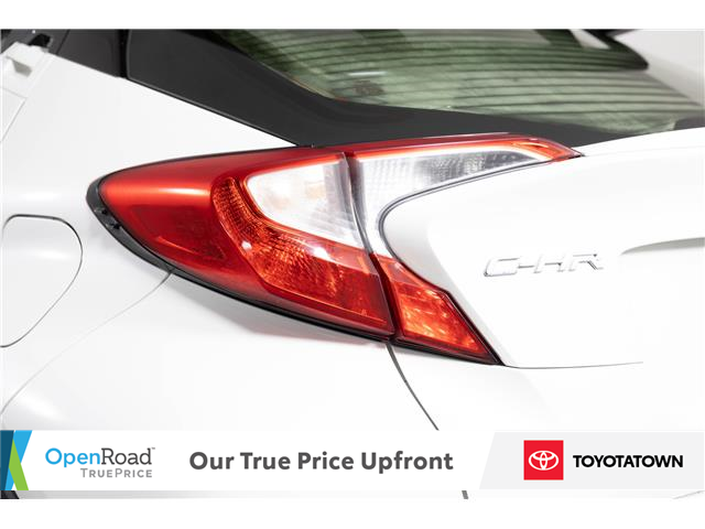 2021 Toyota C-HR XLE Premium (Stk: U13998) in London - Image 8 of 31