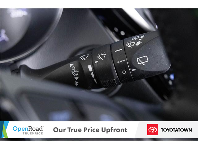 2021 Toyota C-HR XLE Premium (Stk: U13998) in London - Image 23 of 31