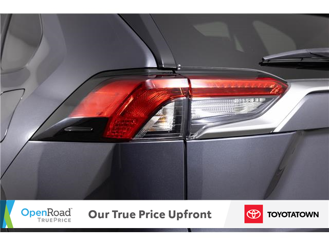 2020 Toyota RAV4 Hybrid Limited (Stk: U14012) in London - Image 8 of 37