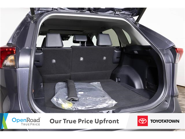 2020 Toyota RAV4 Hybrid Limited (Stk: U14012) in London - Image 9 of 37
