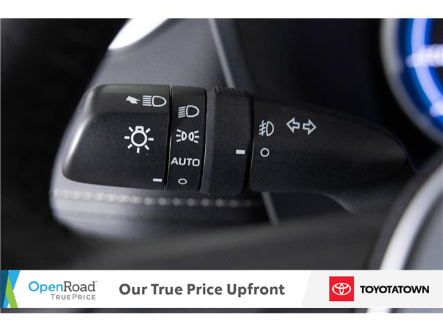 2020 Toyota RAV4 Hybrid Limited (Stk: U14012) in London - Image 22 of 37