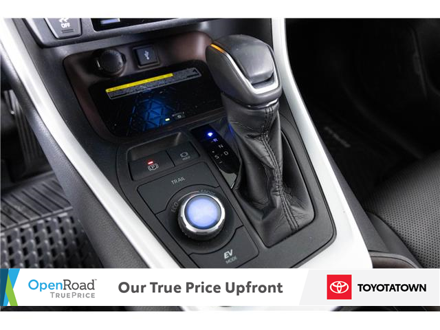 2020 Toyota RAV4 Hybrid Limited (Stk: U14012) in London - Image 34 of 37
