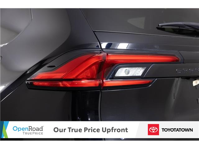 2024 Toyota Grand Highlander Hybrid XLE (Stk: L0107A) in London - Image 8 of 36