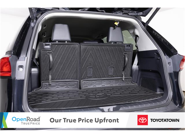 2024 Toyota Grand Highlander Hybrid XLE (Stk: L0107A) in London - Image 9 of 36