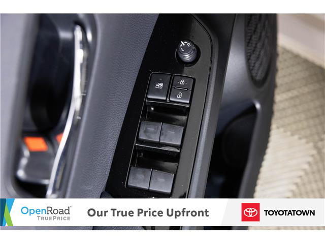 2019 Toyota Prius Prime Upgrade (Stk: L0117A) in London - Image 13 of 32