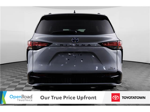 2024 Toyota Sienna XSE 7-Passenger (Stk: L0127A) in London - Image 5 of 35