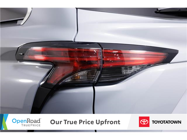 2024 Toyota Sienna XSE 7-Passenger (Stk: L0127A) in London - Image 8 of 35