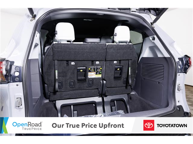 2024 Toyota Sienna XSE 7-Passenger (Stk: L0127A) in London - Image 9 of 35