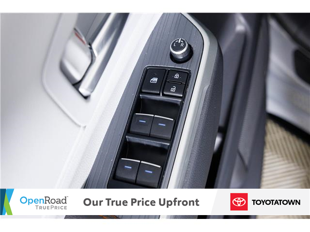 2024 Toyota Sienna XSE 7-Passenger (Stk: L0127A) in London - Image 14 of 35