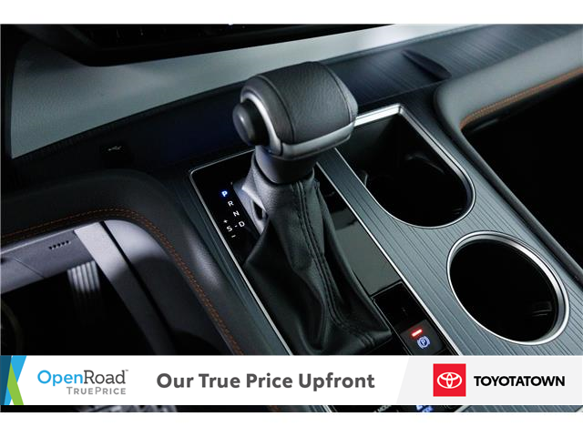 2024 Toyota Sienna XSE 7-Passenger (Stk: L0127A) in London - Image 31 of 35