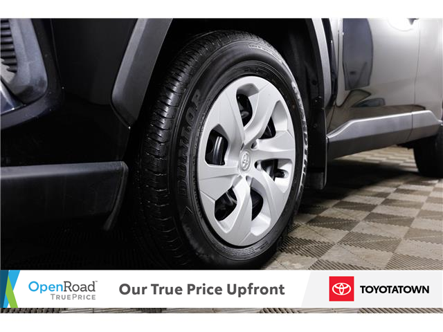 2024 Toyota RAV4 LE (Stk: U14035) in London - Image 12 of 28