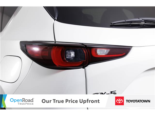 2023 Mazda CX-5 Sport Design w/Turbo (Stk: U14038) in London - Image 8 of 34