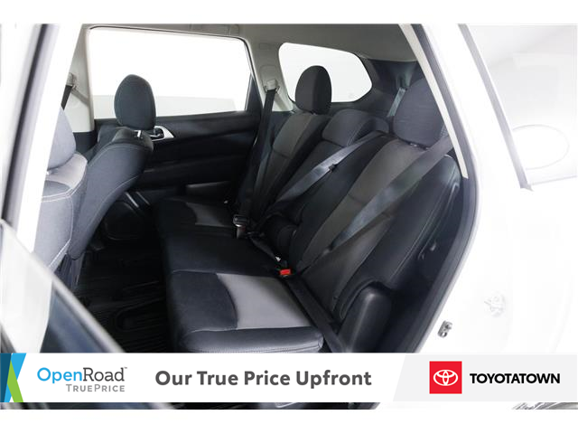 2017 Nissan Pathfinder SV (Stk: K1401B) in London - Image 32 of 34