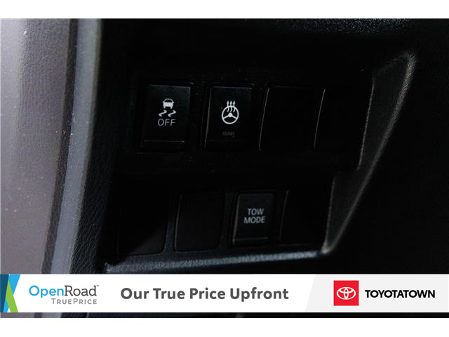 2017 Nissan Pathfinder SV (Stk: K1401B) in London - Image 15 of 34