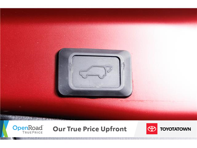 2022 Toyota RAV4 XLE (Stk: L0182A) in London - Image 10 of 34