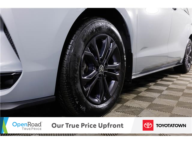 2025 Toyota Sienna XSE 7-Passenger (Stk: L0185L) in London - Image 14 of 37