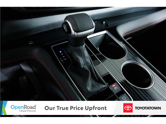 2025 Toyota Sienna XSE 7-Passenger (Stk: L0185L) in London - Image 33 of 37