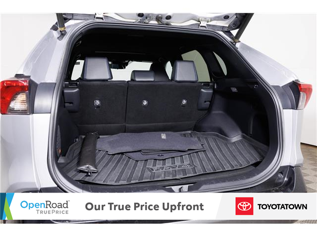 2020 Toyota RAV4 Hybrid XLE (Stk: U14053) in London - Image 9 of 35