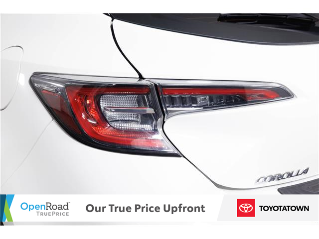 2021 Toyota Corolla Hatchback Base (Stk: L0193L) in London - Image 8 of 33