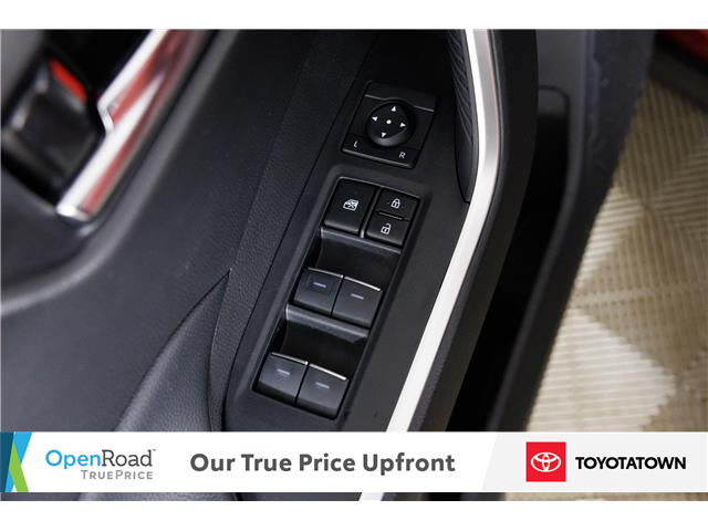 2024 Toyota RAV4 Hybrid XLE (Stk: U14055L) in London - Image 14 of 33