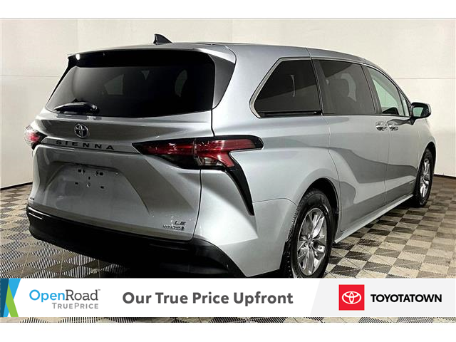 2021 Toyota Sienna LE 8-Passenger (Stk: U14089L) in London - Image 2 of 35