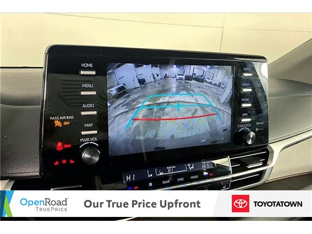 2021 Toyota Sienna LE 8-Passenger (Stk: U14089L) in London - Image 23 of 35