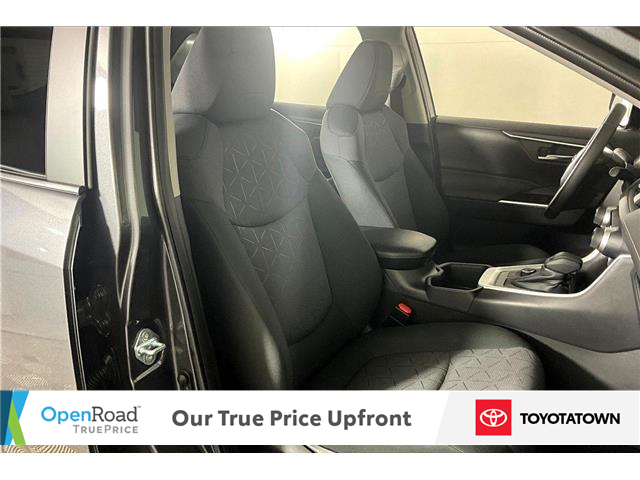 2025 Toyota RAV4 Hybrid XLE (Stk: U14086) in London - Image 7 of 35