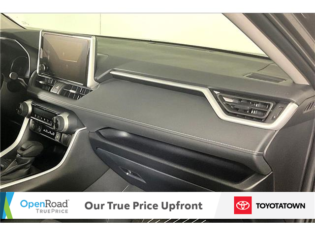 2025 Toyota RAV4 Hybrid XLE (Stk: U14086) in London - Image 16 of 35