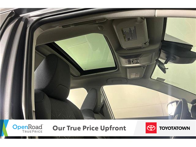 2025 Toyota RAV4 Hybrid XLE (Stk: U14086) in London - Image 17 of 35