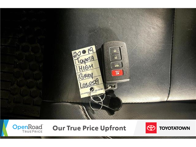 2019 Toyota Highlander XLE (Stk: L0325A) in London - Image 10 of 35 2019 Toyota Highlander XLE (Stk: L0325A) in London - Image 10 of 35