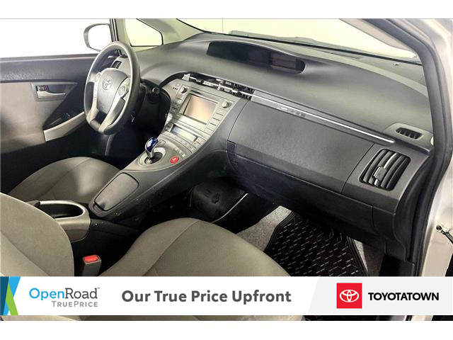 2014 Toyota Prius Base (Stk: U14097) in London - Image 16 of 35 2014 Toyota Prius Base (Stk: U14097) in London - Image 16 of 35