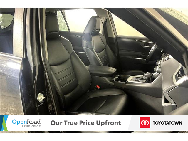 2020 Toyota RAV4 XLE (Stk: U14094) in London - Image 7 of 35