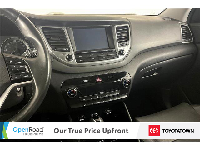 2018 Hyundai Tucson SE 2.0L (Stk: L0308A) in London - Image 6 of 35