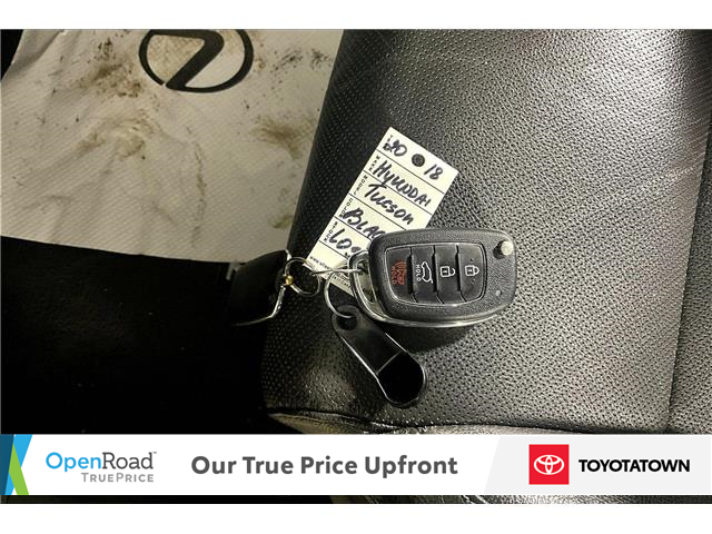 2018 Hyundai Tucson SE 2.0L (Stk: L0308A) in London - Image 10 of 35