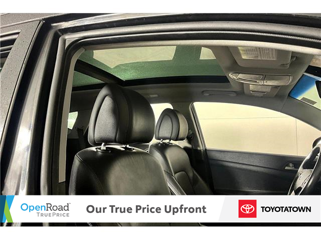 2018 Hyundai Tucson SE 2.0L (Stk: L0308A) in London - Image 17 of 35