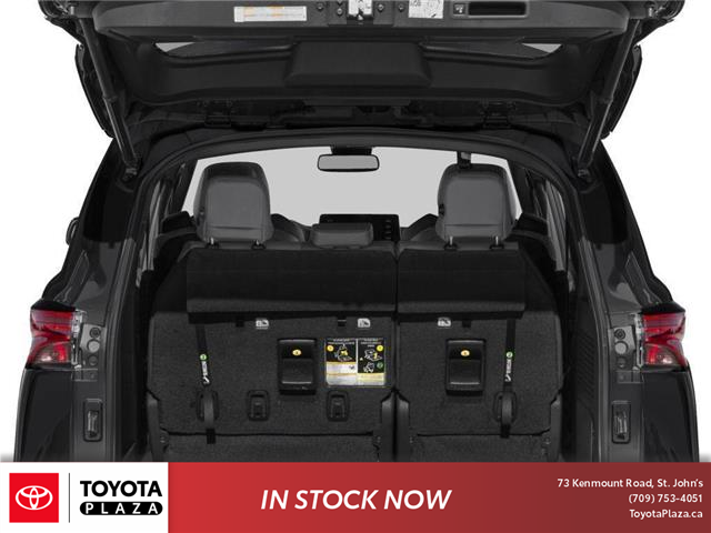 2025 Toyota Sienna XSE 7-Passenger (Stk: N47718) in St. Johns - Image 6 of 10