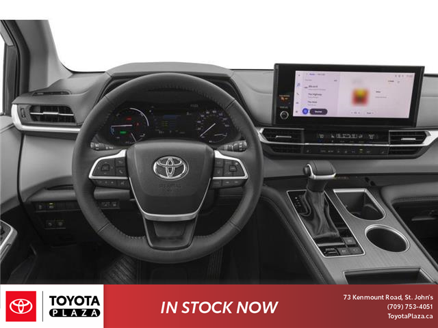 2025 Toyota Sienna XLE 8-Passenger (Stk: N47947) in St. Johns - Image 3 of 13